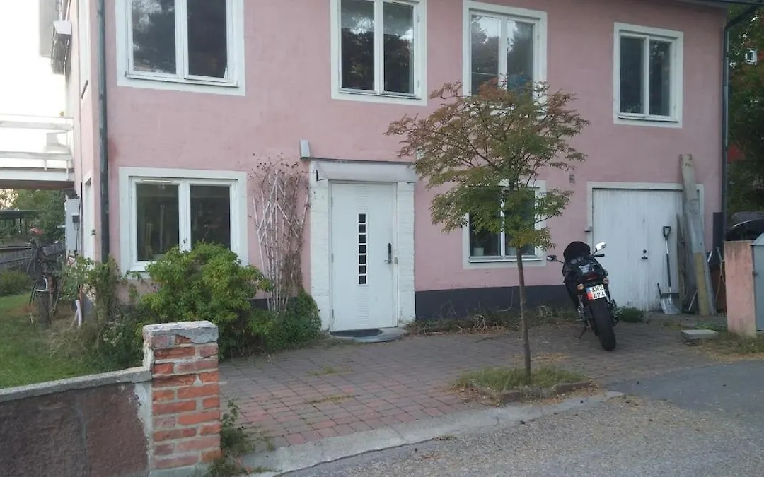 Pink House Room#1 Stockholm-1